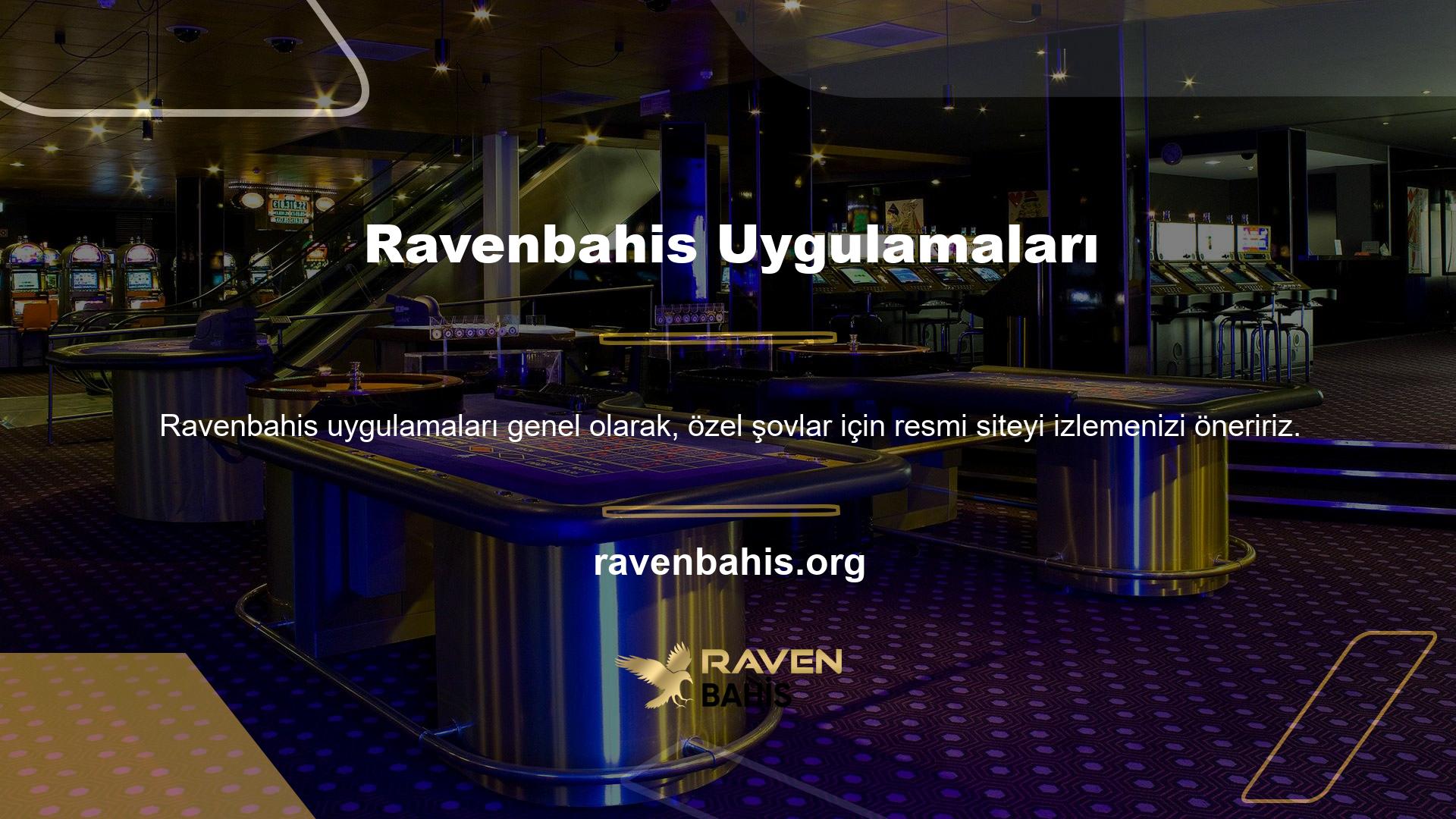 Önce doğrudan satıcının resmi web sitesine gidin, sayfayı aşağı kaydırın ve iki farklı uygulama göreceksiniz